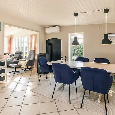 別荘 4 Star Holiday Home In Assens *
